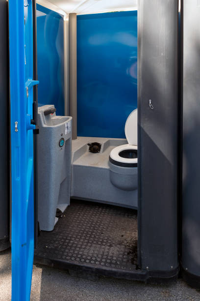 Best Portable bathroom rental  in Hillsborough, NC